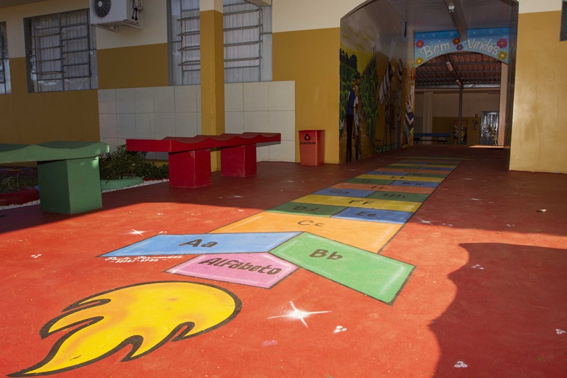 Vamos Construir” parte II: Após ser revitalizada Escola de São Luiz ganha  Pinturas Pedagógicas.